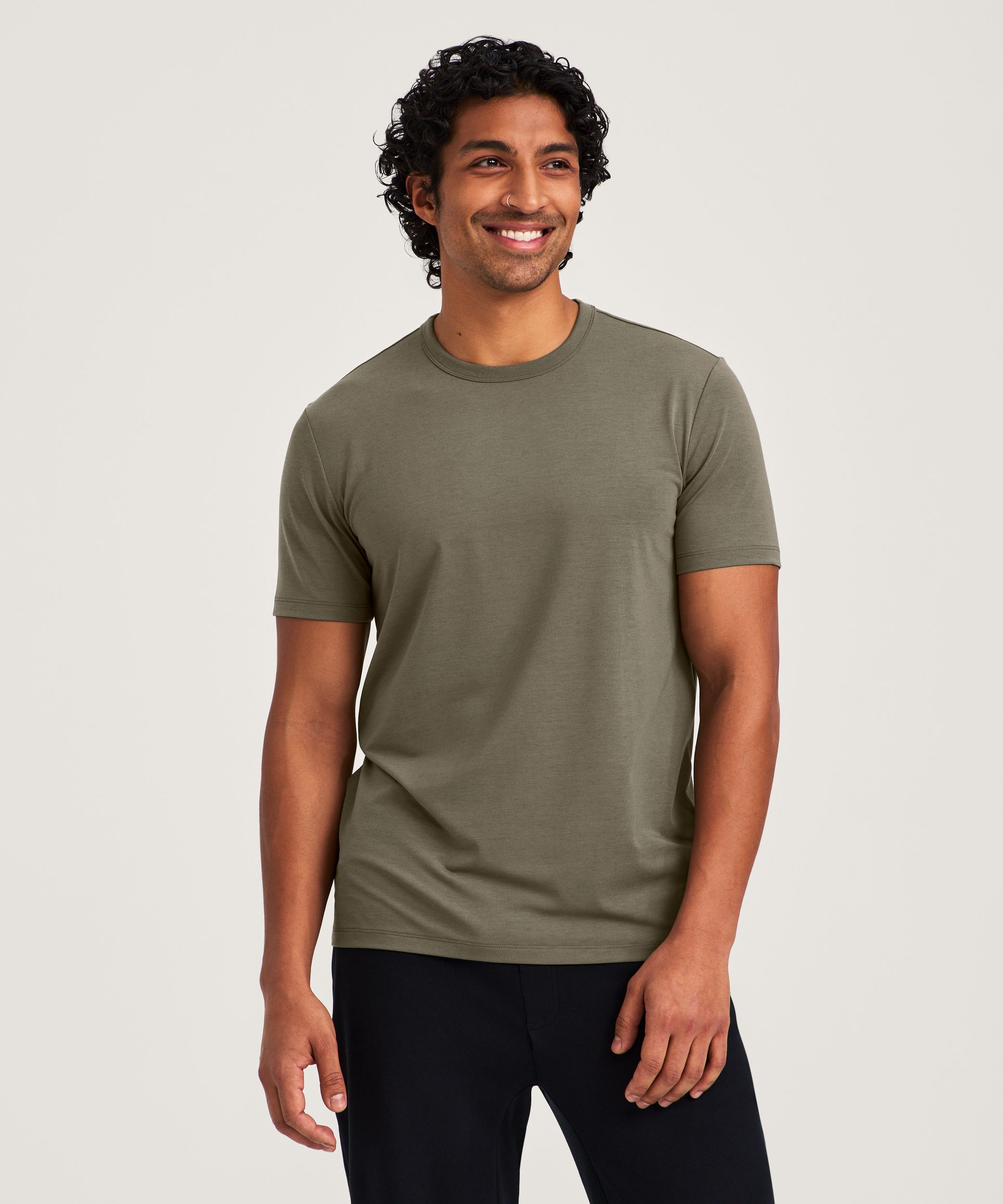 dh-s-s-performance-stretch-t-shirt-14b4b3e9-b80e-4c09-8d43-b8912cfd8d56-jpgrendition