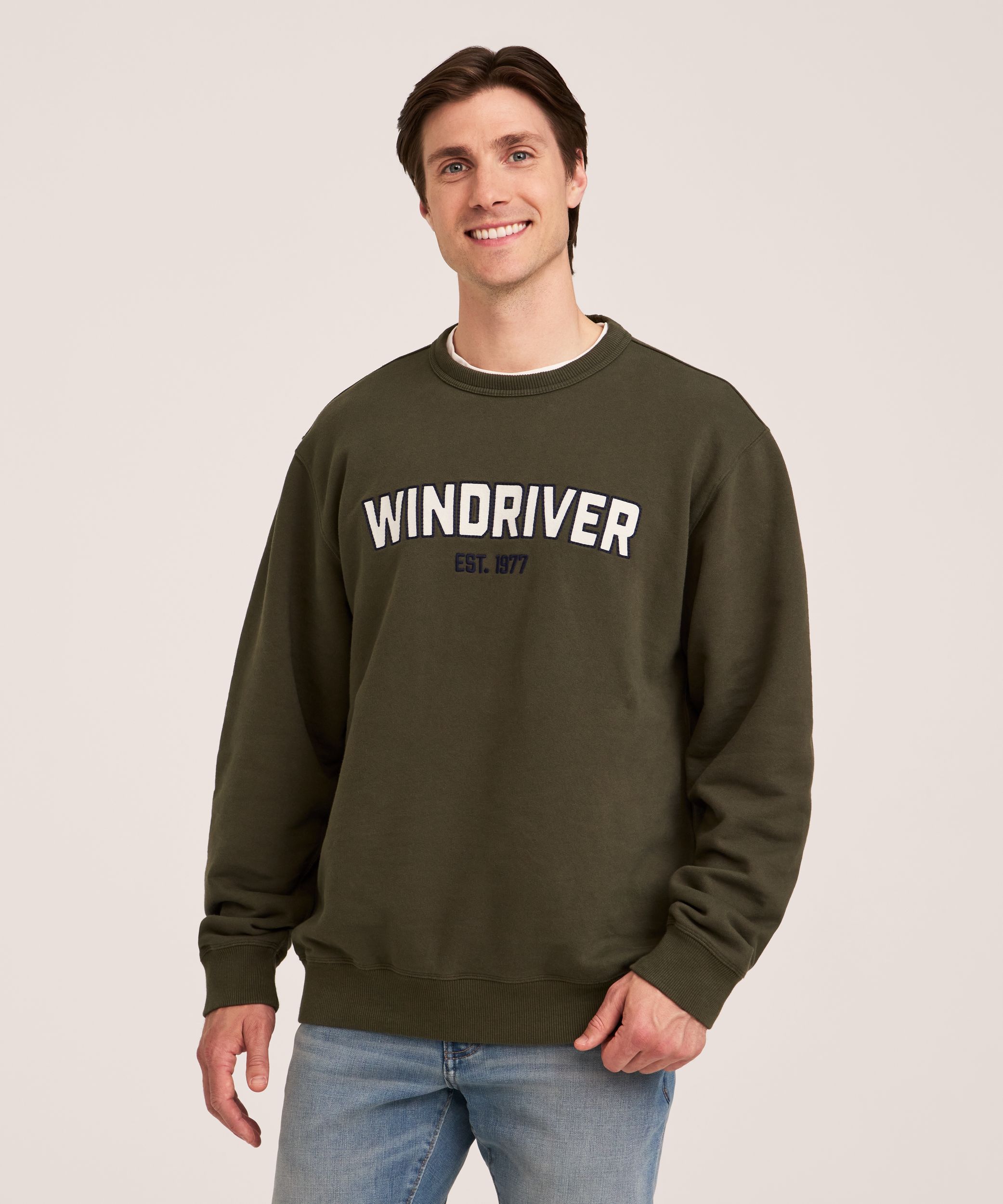 wr-original-fleece-crew-emb-windriver-02180a42-3cf0-45e6-8366-a1b54e8c2aad-jpgrendition